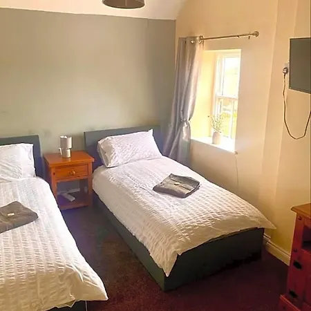 The Plough 3*